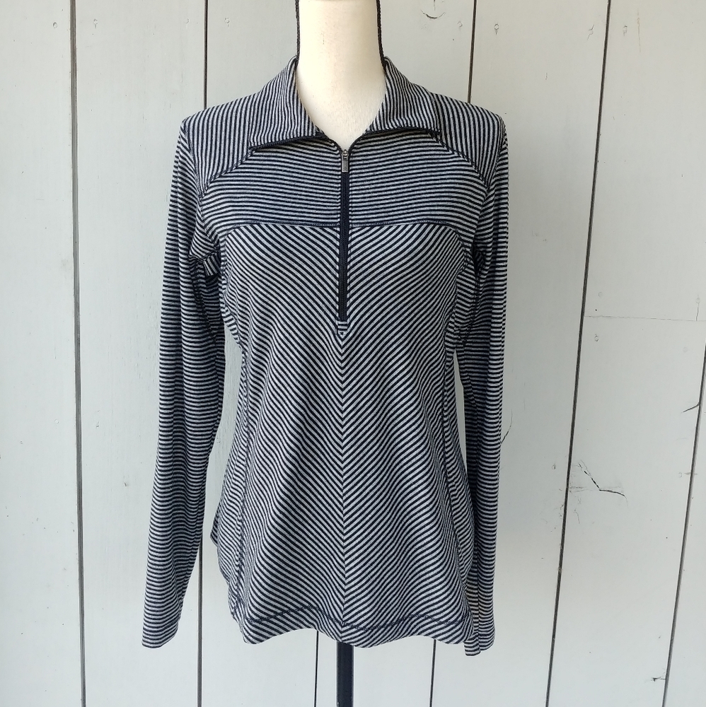 COLUMBIA | Striped Omni-Wick Half Zip Athletic Pullover